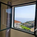 Pedreira Apartment *